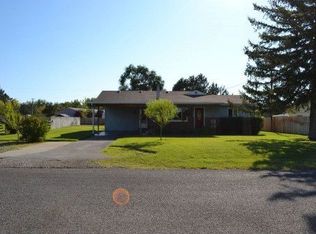 319 Austin Dr, West Richland, WA 99353