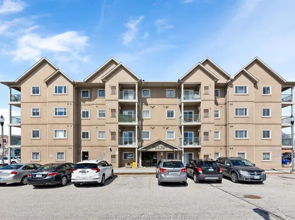 90 Murray St #202, Amherstburg, ON N9V 4B9