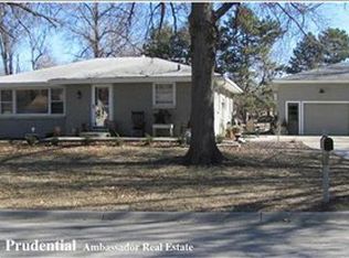 1016 N 42nd St, Lincoln, NE 68503