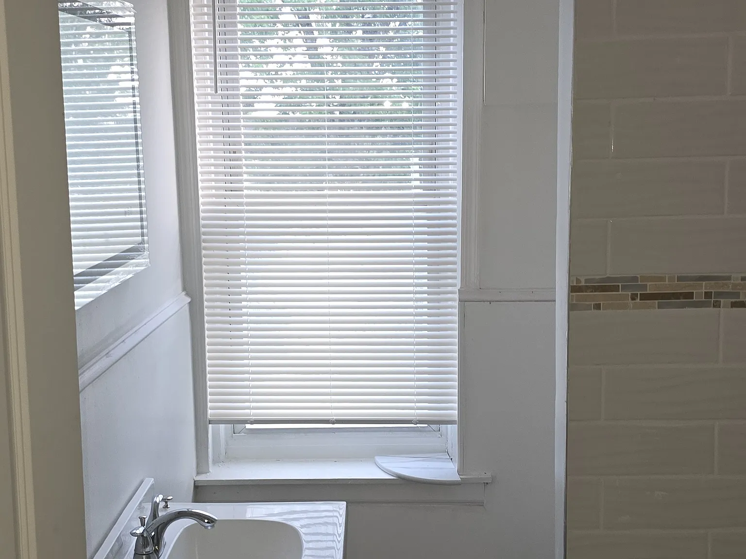 1 bed, 700 sqft, $1,150 — Photo 2