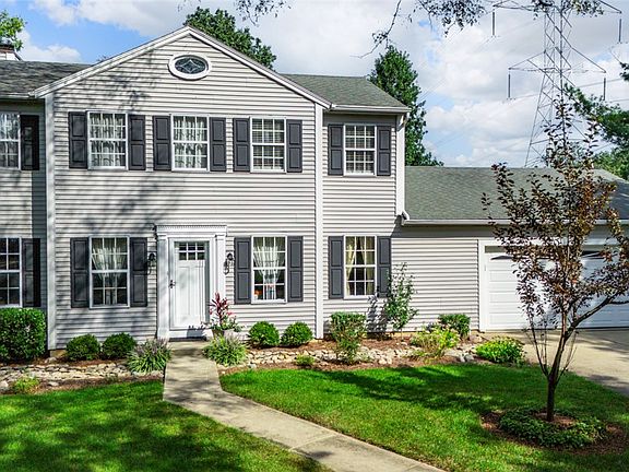 2nd image of 7857 Saddleback Pl