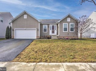 128 Sparkling Brook Rd, Ranson, WV 25438