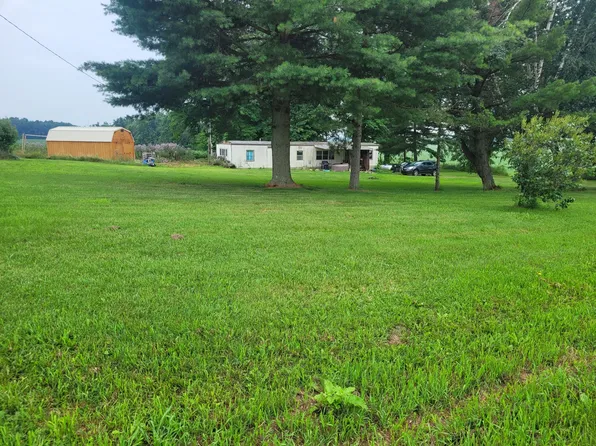 9999 Strait Rd, Jonesville, MI 49250