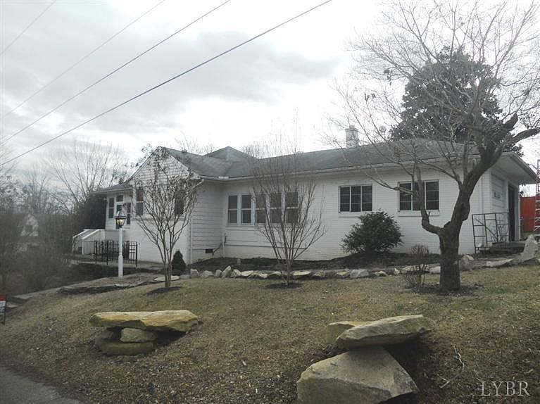 1st image of 802 Campbell Ave