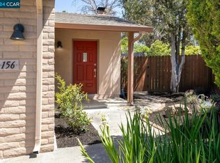 156 Woodview Ct, Martinez, CA 94553