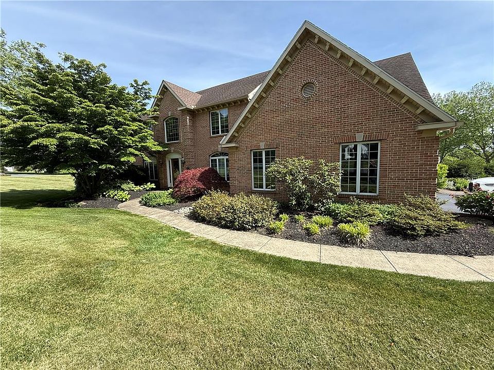 1st image of 4114 Rochelle Dr S