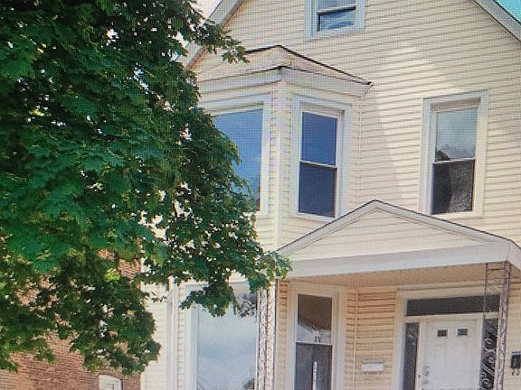 2nd image of 8010 S Coles Ave