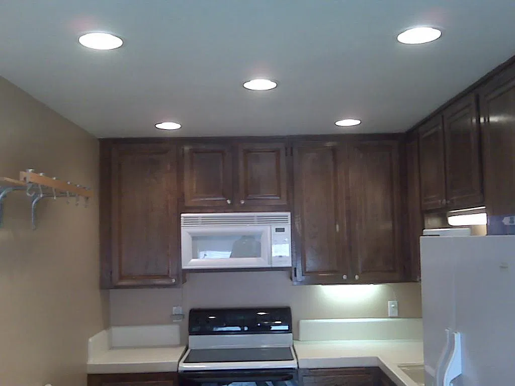 3 bed, 1032 sqft, $3,175 — Photo 2