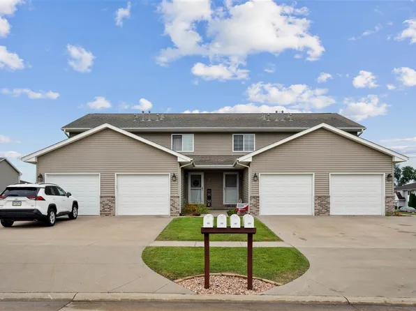 1820 Comisky Ct, Ely, IA 52227
