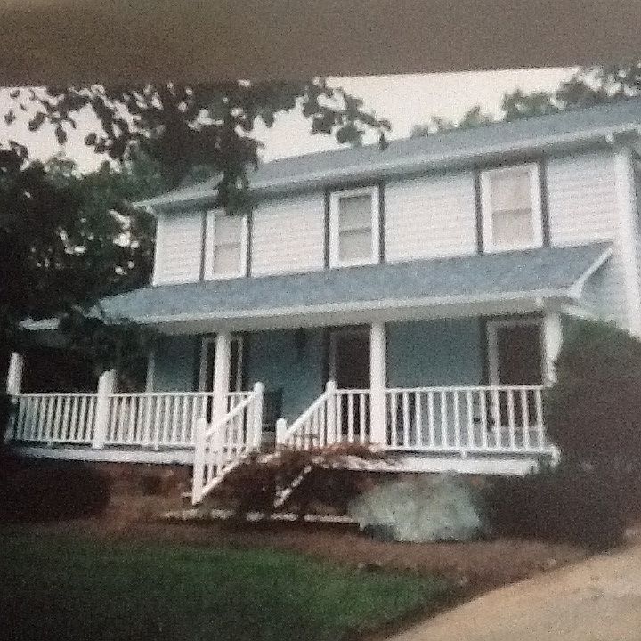 1st image of 601 Thornberry Dr