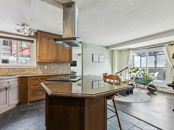5th image of 1915 26th St SW #103