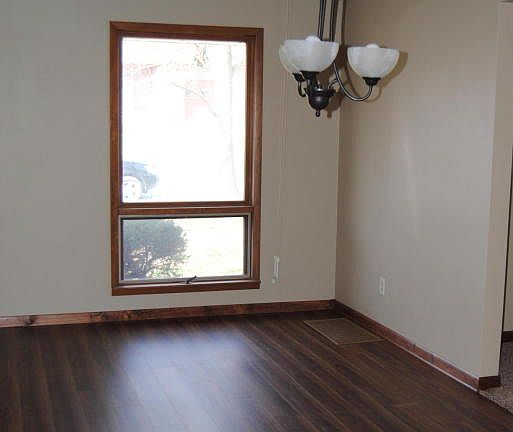 2nd image of 1406 Marbrooke Dr