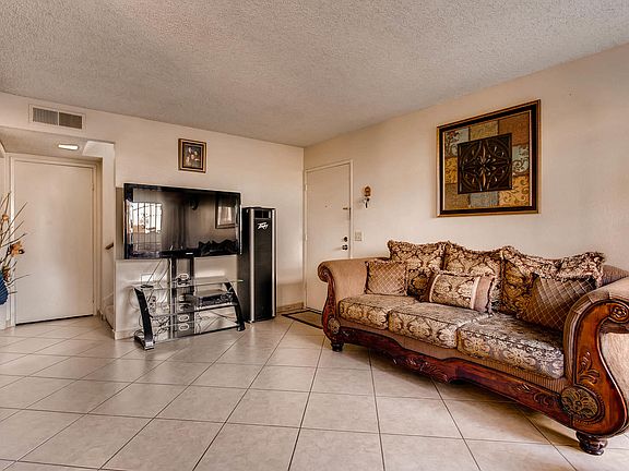 5th image of 1211 Caminito Cedro