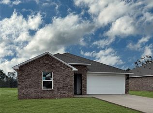 3070 Rosalee Ln, Centerton, AR 72736
