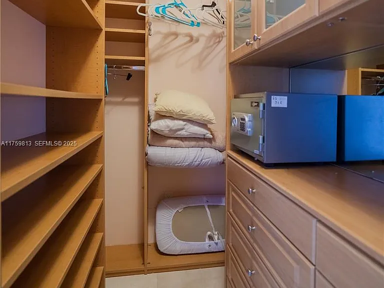 17875 Collins Ave #4302 — Photo 5