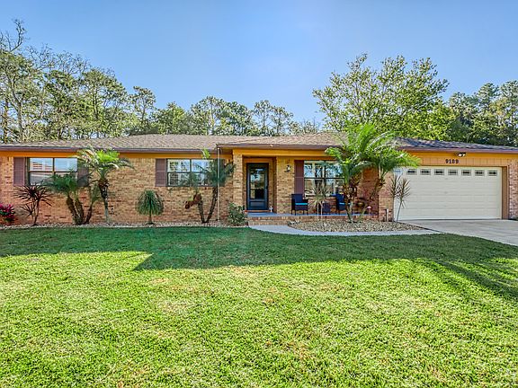 3rd image of 9189 Mornington Dr