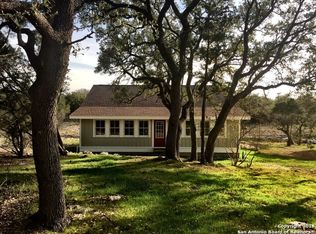105 Ballard Trl, Bergheim, TX 78004
