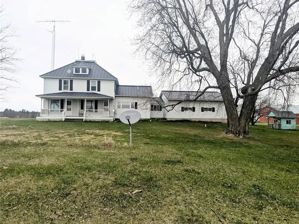 387 27th Street, New Auburn, WI 54757