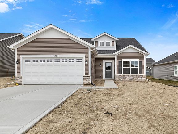 2nd image of 12312 Ontario Pl