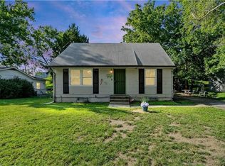 7406 S Park Rd, Kansas City, MO 64129