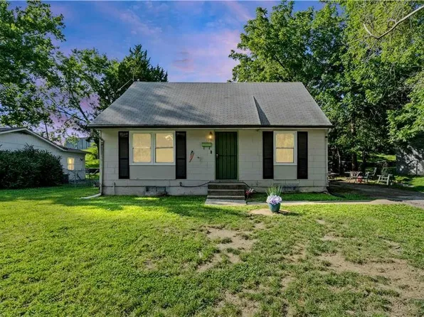7406 S Park Rd, Kansas City, MO 64129