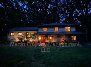 1 Cyr Cir, Andover, MA 01810