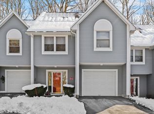 5 Meadow Lake Dr #5, Shelton, CT 06484