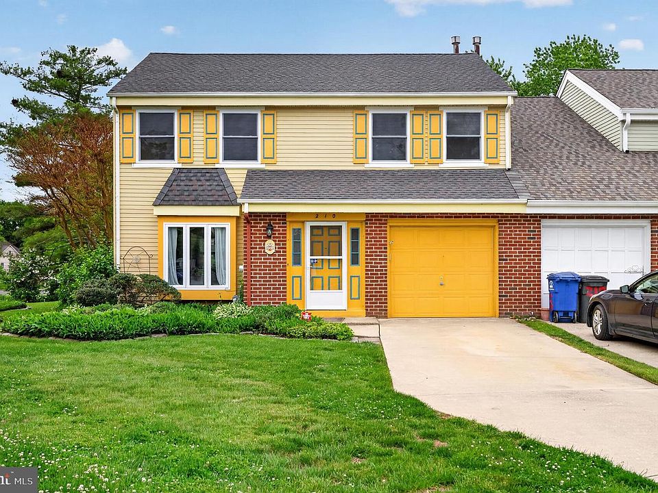 1st image of 210 Burnam Wood Dr