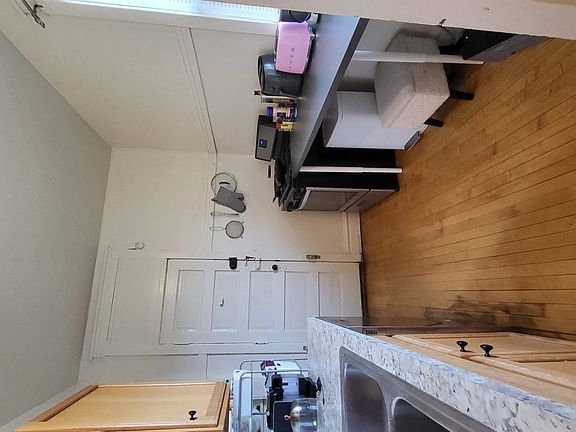 4th image of 5631-39 S Kenwood Ave #5639-3B
