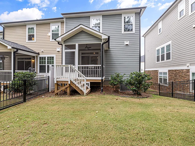 810 Emerald Mine Dr — Photo 39