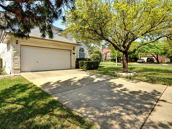 3rd image of 7716 Tovar Dr
