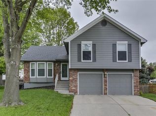 1331 Amesbury Ave, Liberty, MO 64068