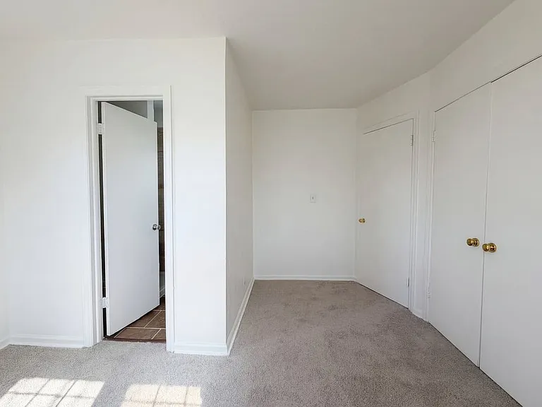 410 B St — Photo 9