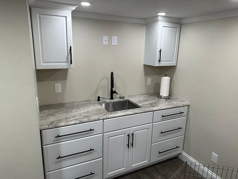 618 S Schaefer St — Photo 15