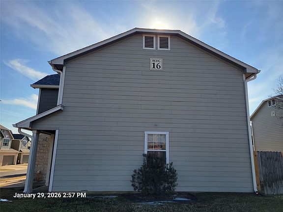 3rd image of 2632 Century Park Blvd Unit 60
