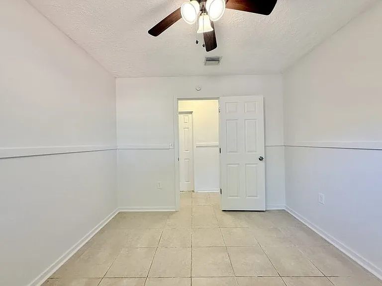 10108 Paradise Blvd — Photo 38