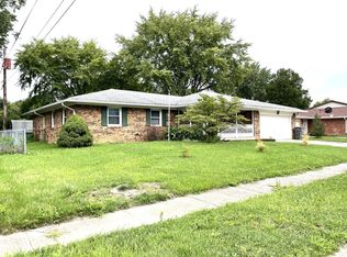 7820 Hollybrook Ln, Indianapolis, IN 46227