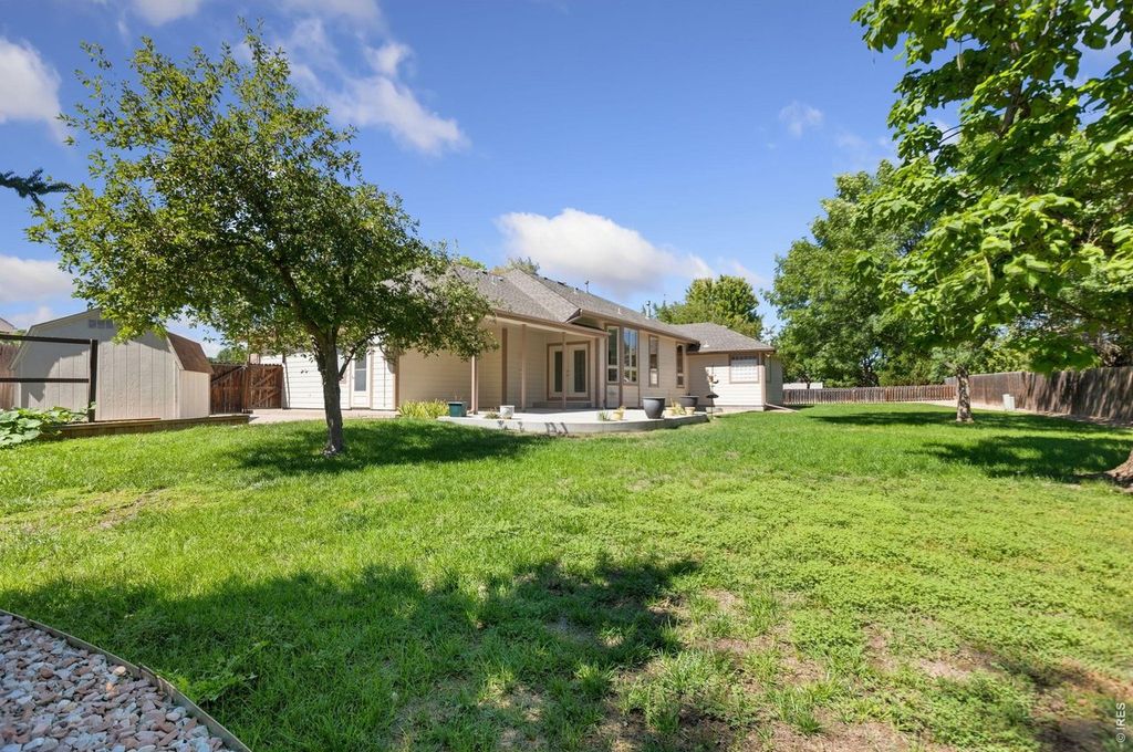 1350 Silverwood Ct