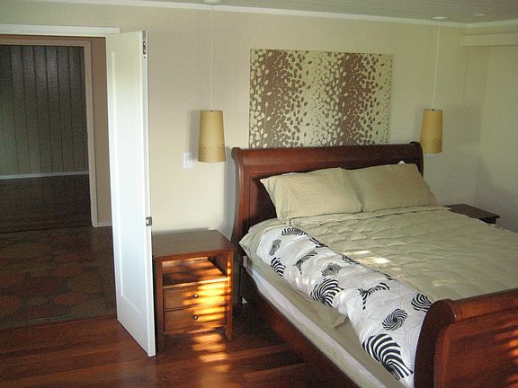 Downstairs BR1b