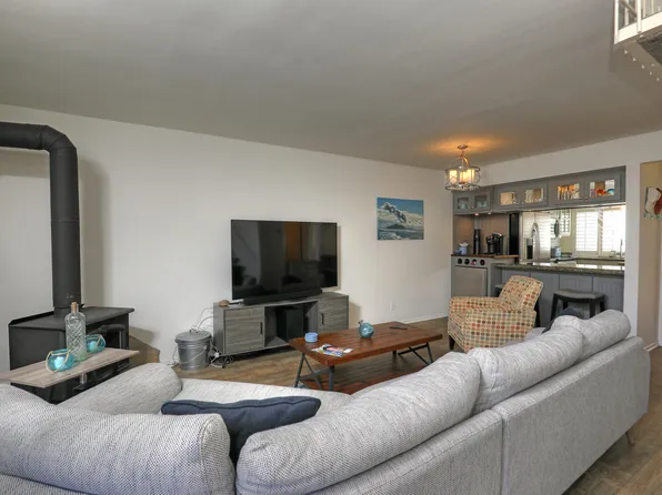 5455 8th St Unit 74, Carpinteria, CA 93013