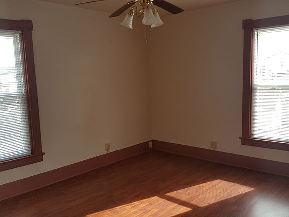 5th image of 108 Scharlotte Ave