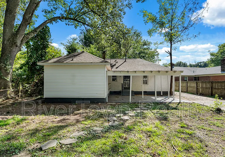 810 Indian Dr — Photo 23