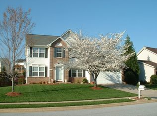 417 Hawk Ridge Ln, Sykesville, MD 21784