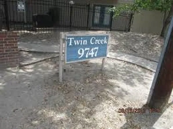 9747 Whitehurst Dr APT 114, Dallas, TX 75243