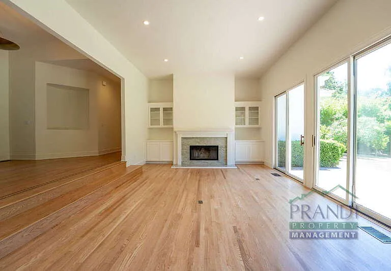 121 Laurel Grove Ave — Photo 18