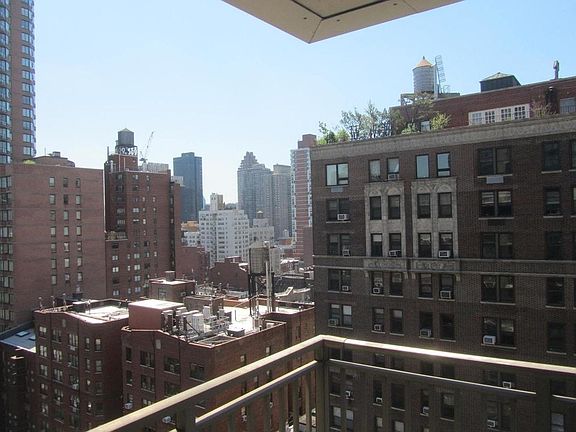 4th image of 301 E 79th St APT 16L