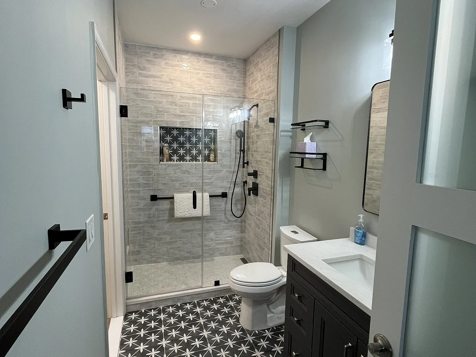1 bed, 853 sqft, $2,495 — Photo 4