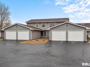 54 Brookside Pl, Springfield, IL 62704