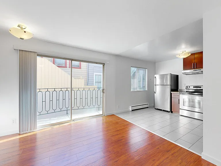 753 Green St #1E — Photo 1