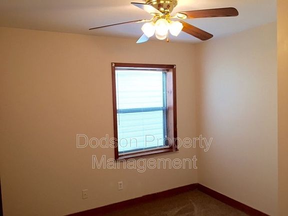 4th image of 3018 Ellwood Ave APT 3